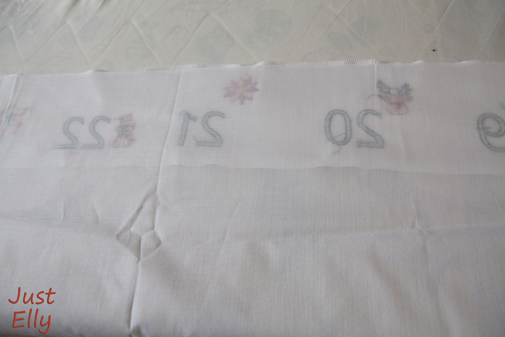 DIY Advent calendar cushion 28