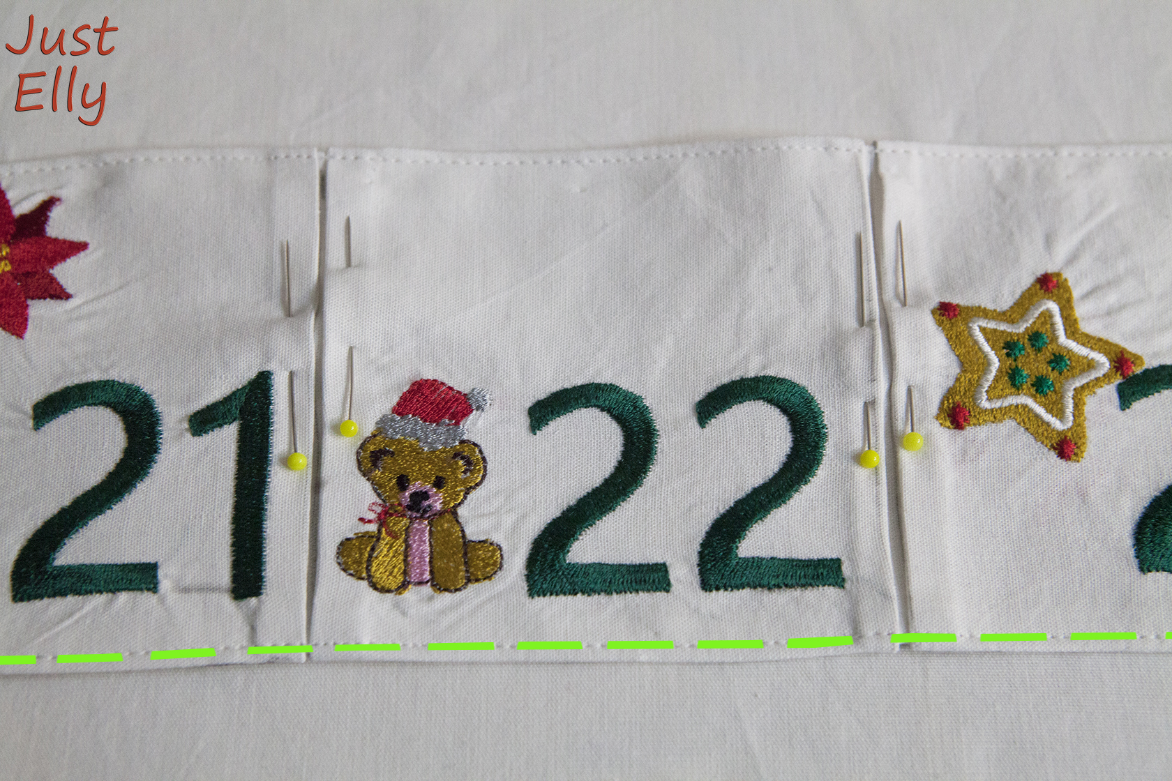 DIY Advent calendar cushion 26